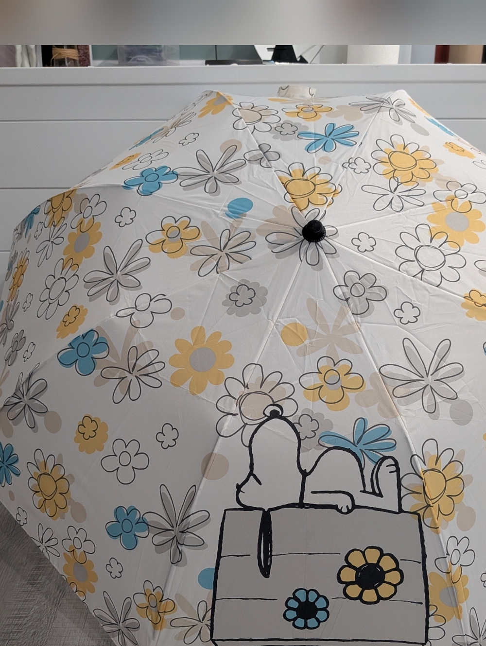 Snoopy Floral Print Umbrella in White, Yellow & Blue